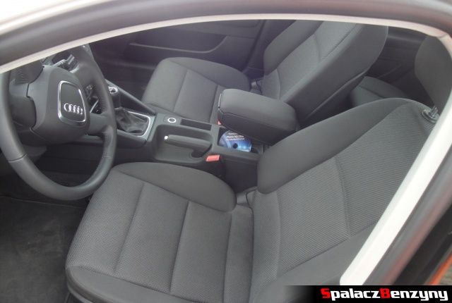 Audi A3 1.6 Sportback fotele