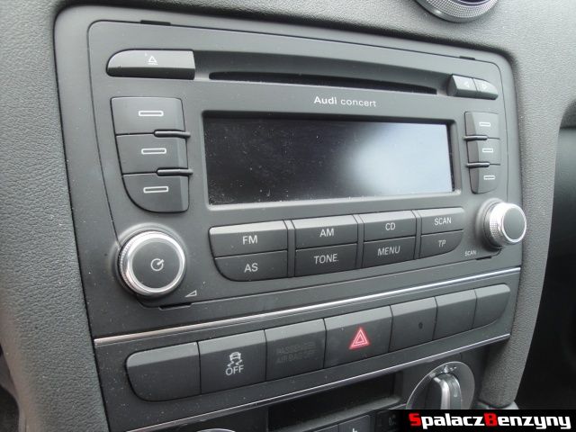 Audi A3 1.6 Sportback radio audi concert