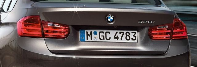 BMW 328i 2013 tylne światła