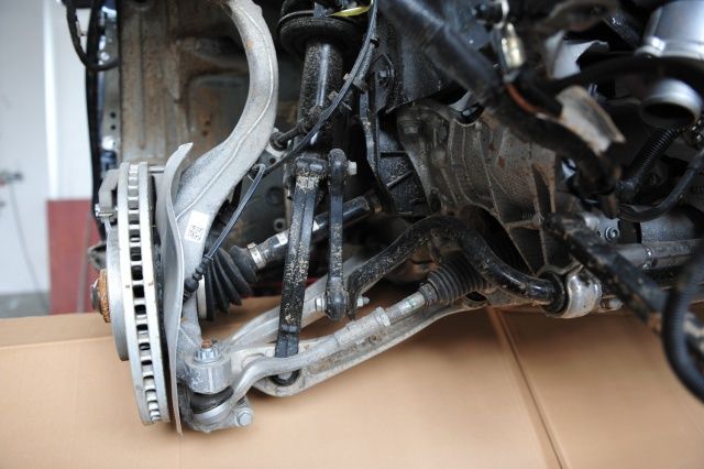 Lewe uszkodzone nadkole w Audi z USA w Polsce