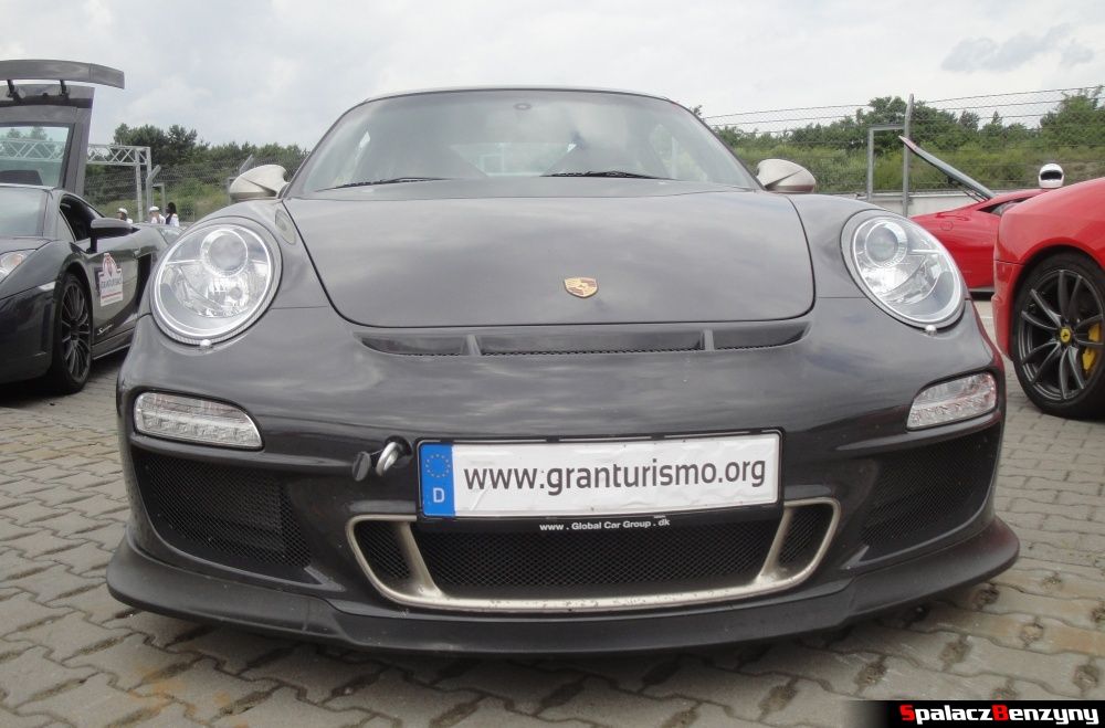 Porsche maska szare pit line na Gran Turismo Polonia 2013