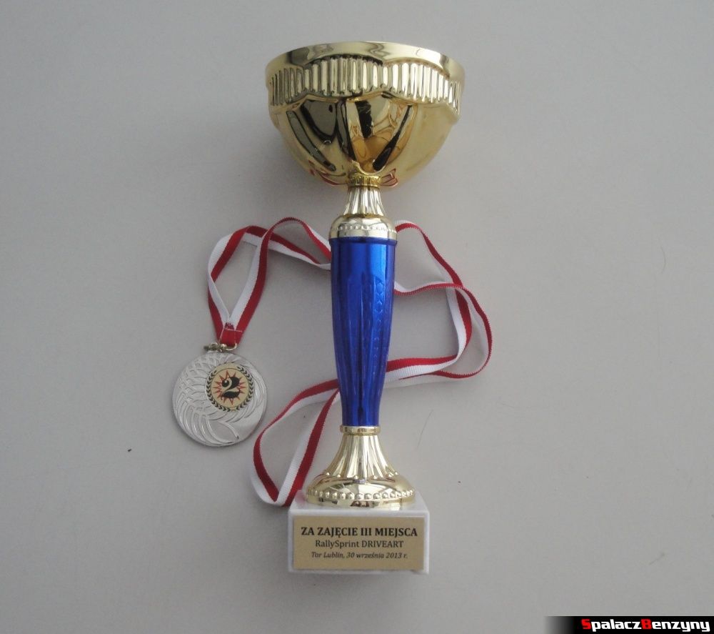 Puchar i medal na Rally Sprint by Driveart na Torze w Lublinie 2013