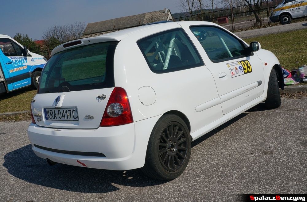 Renault Clio biały na 3. runda SuperOes Kielce 2014