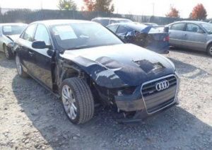 Uszkodzony przód Audi A4 B8 face-lifting uszkodzone w USA