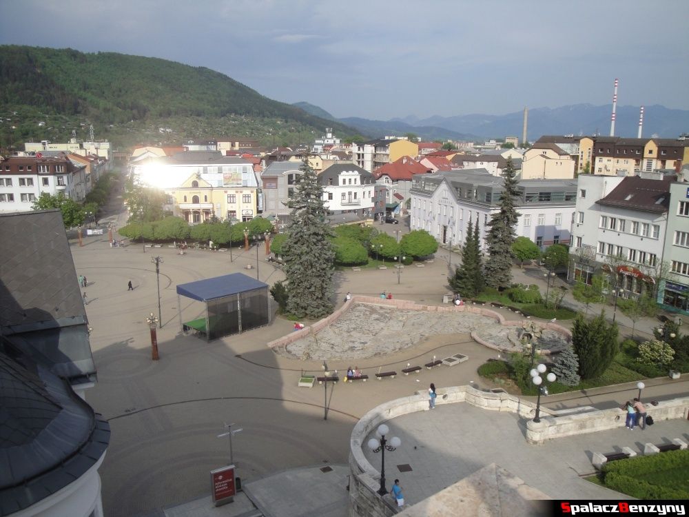 Widok na Słowacji z kominami w tle na Wörthersee 2013