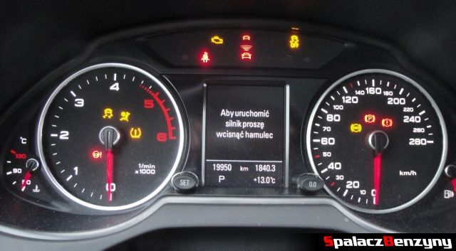 Zegary, licznik w Audi Q5 2.0 TDI