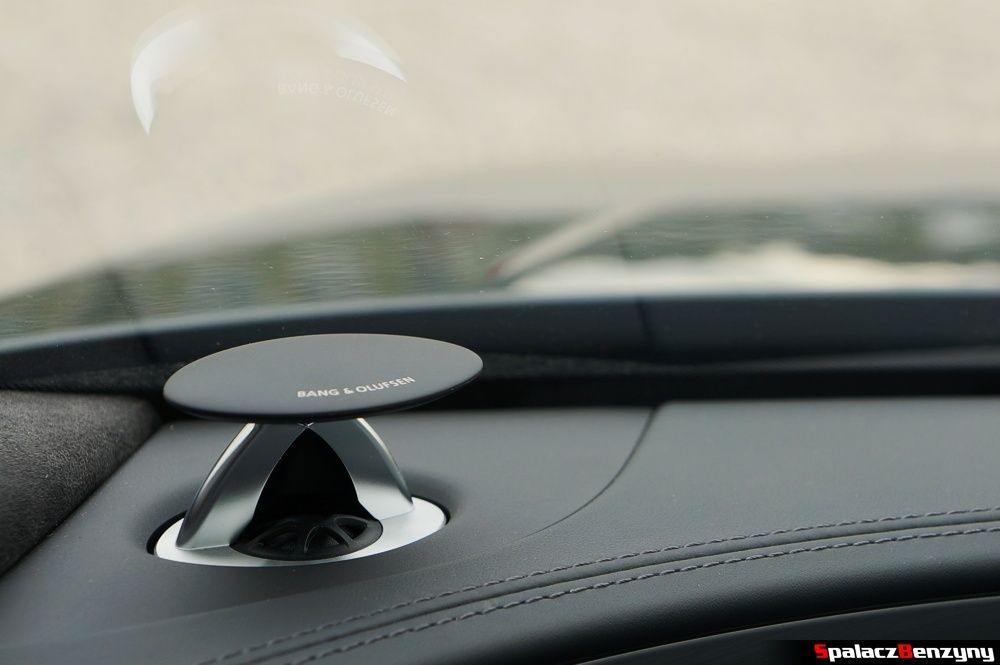 Zestaw głośników w Audi S8 4.0 TFSI 2015