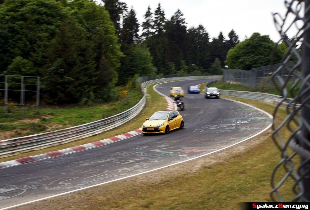 Renault Clio ty na Nurburgring Nordschleife 2015